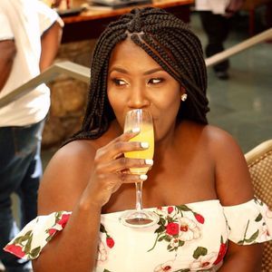 Meet your Posher, Cherline